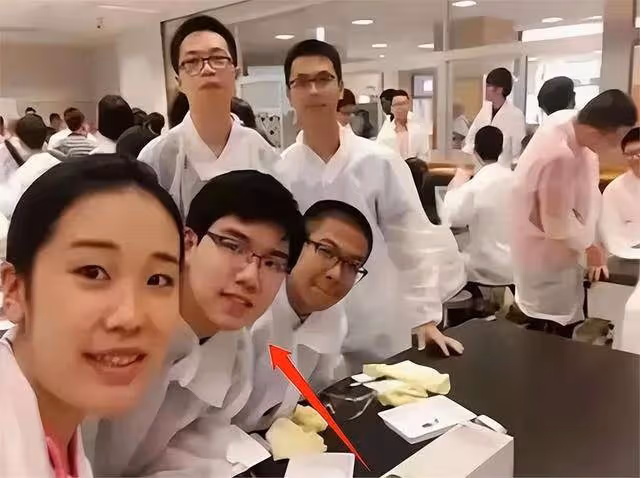 高一讓北大承諾降200分錄取,高二直接保送,這個少年有什麼能力