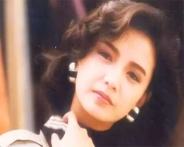 曾華倩:和富豪老公離婚後,10年辛苦付出把兒子培養成了游泳名將