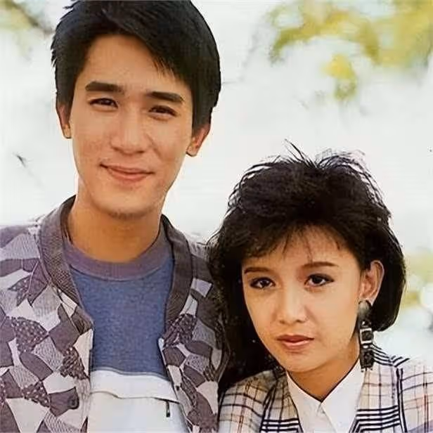 曾華倩:和富豪老公離婚後,10年辛苦付出把兒子培養成了游泳名將