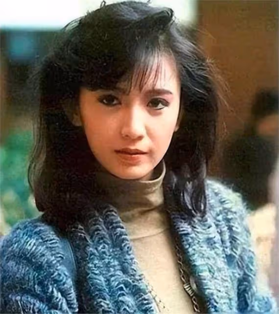 曾華倩:和富豪老公離婚後,10年辛苦付出把兒子培養成了游泳名將
