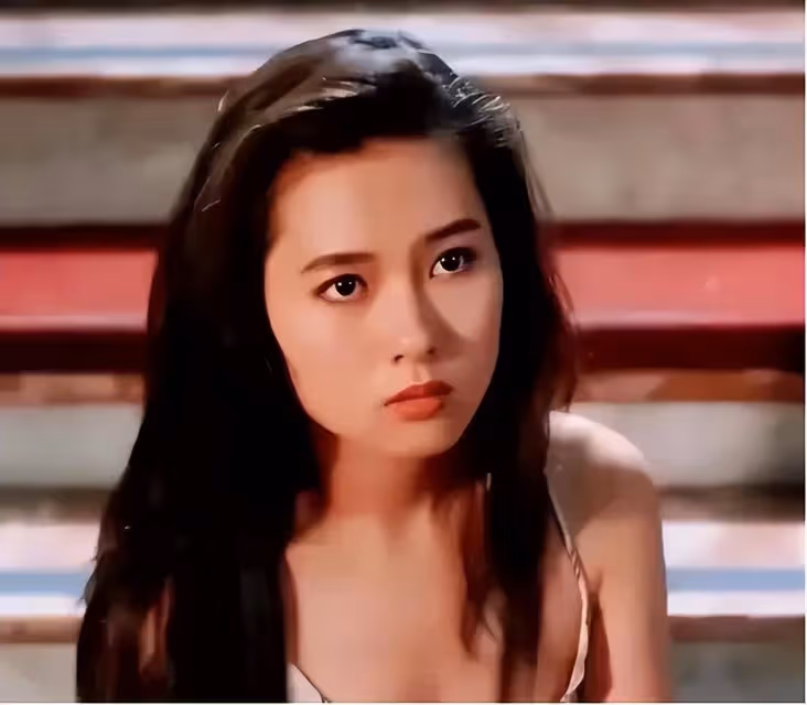 被打臉？李麗珍出席新片首映禮，否認曾與王晶交往，沒有爭風吃醋