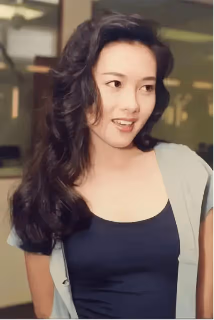被打臉？李麗珍出席新片首映禮，否認曾與王晶交往，沒有爭風吃醋