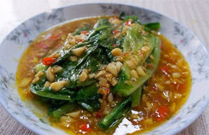 油麥菜新吃法,蒜汁油麥菜,簡單易做好吃,快手菜先收藏起來