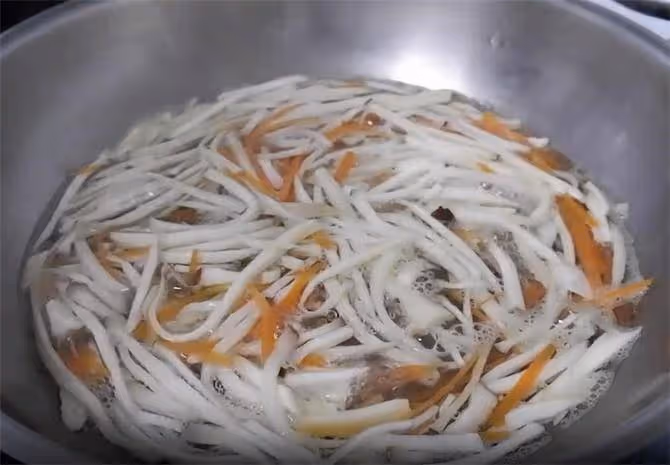 杏鮑菇做的家常菜,鮮香好吃又下飯,方法簡單,實用的家常做法