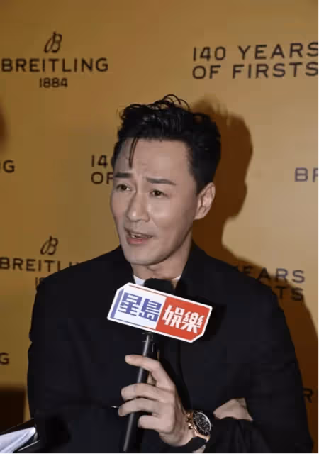 林峯自曝叫佘詩曼女朋友是習慣,老婆張馨月也稱「你女朋友」,演唱會再次合體