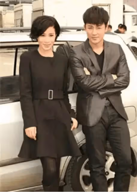 林峯自曝叫佘詩曼女朋友是習慣,老婆張馨月也稱「你女朋友」