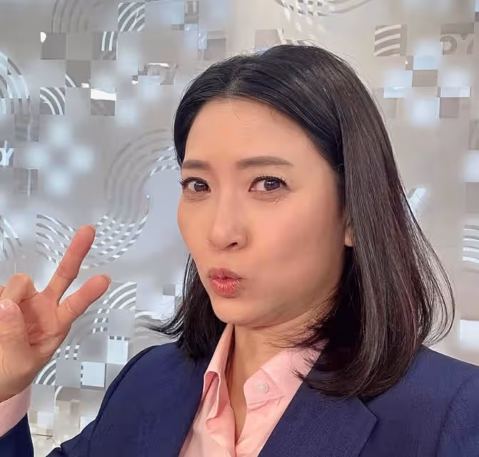 突發!香港知名主持人驚爆離婚,老公發文宣布結束14年婚姻關係