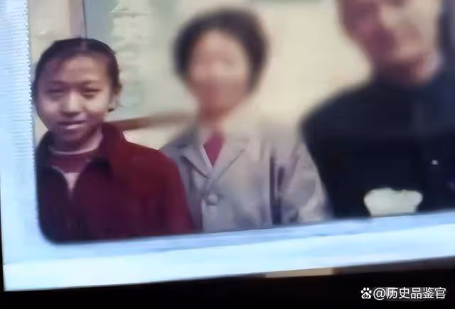 2016年,湖南富婆和陌生人「撞臉」,DNA結果一出,發現是雙胞胎