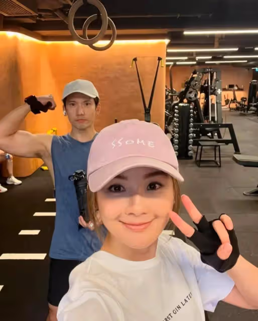 關智斌阿Sa 搭夥過日子?兩人相約健身互動甜蜜,網友爭先隨份子