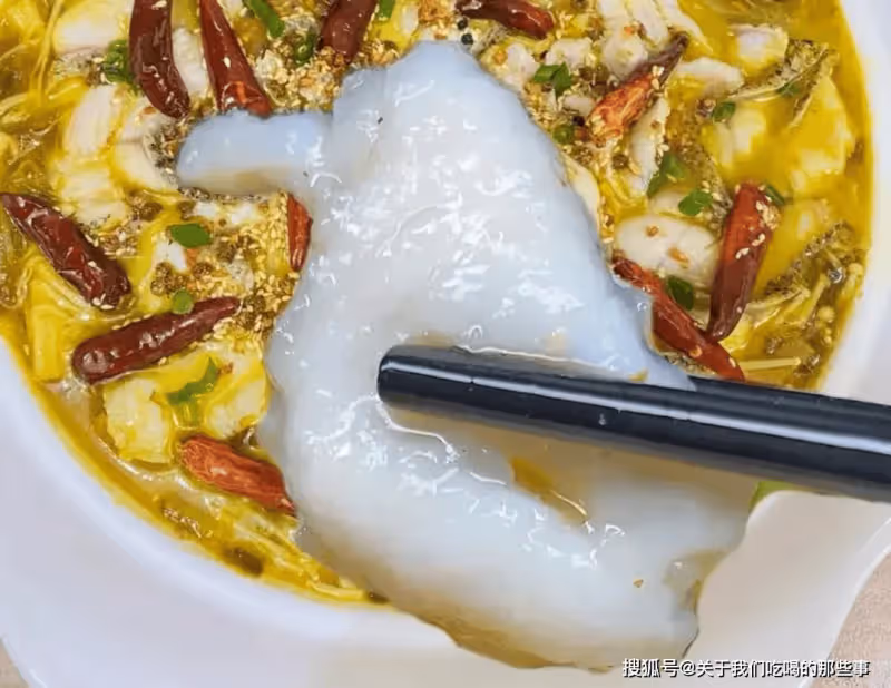 做酸菜魚,牢牢記住4個竅門,魚片嫩滑不碎,湯鮮味濃,超級下飯