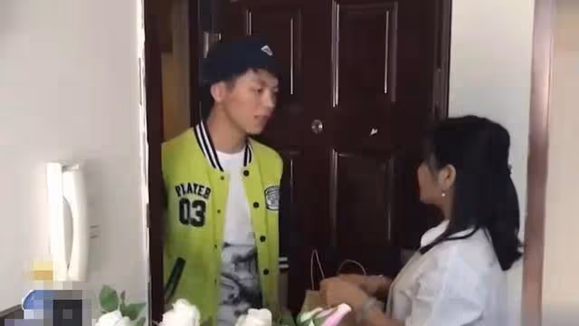 29歲姑娘相親,長相甜美月入15000,相親小伙:你給我爸媽買套房