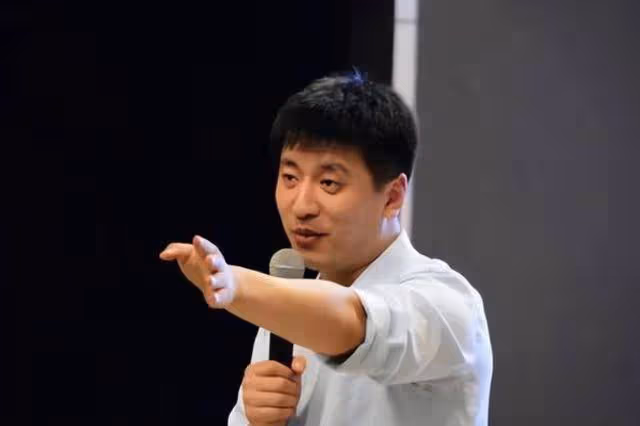 清華「1元白菜湯事件」引熱議,我才終於明白張雪峰為何憤怒?