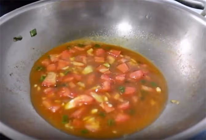 一塊豆腐一個西紅柿,燒豆腐新做法,微酸濃香又下飯,先收藏起來