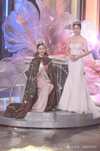 香港小姐2024丨倪樂琳獲媽咪擁抱賀奪冠食月餅慶祝 梁嘉瑩灑淚感謝靚家姐陪減肥
