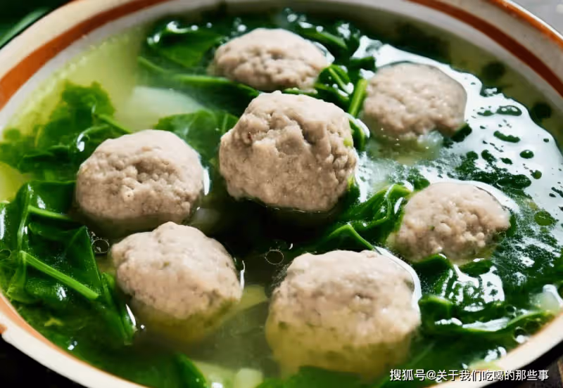 煮「肉丸湯」時,水開下鍋是大錯!教您正確做法,肉丸個個不散