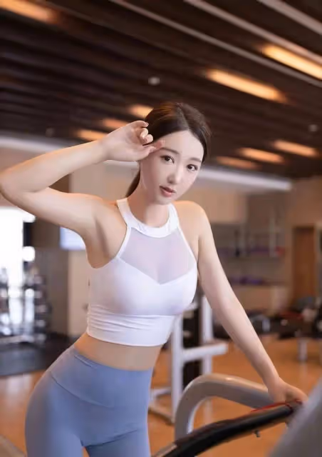兩性關係:女人喜歡這3種強制行為,大膽的去做吧,她會愛上你的