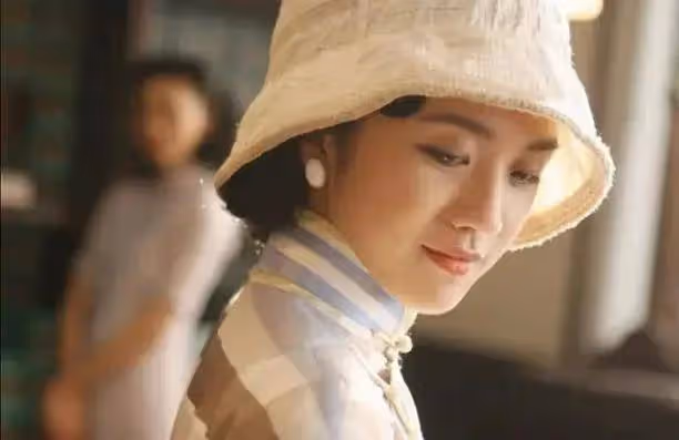 湯唯結婚10年,已分居不離婚,獨自帶娃種地,卻過成了所有女人羨慕的生活...