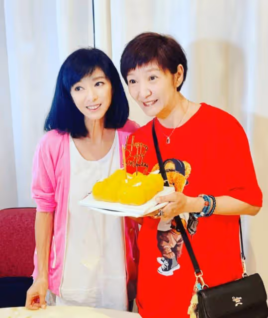 香港知名男星及太太突然雙雙離世!好友爆「他不知有癌病」!舊愛女星拋開愛恨發文