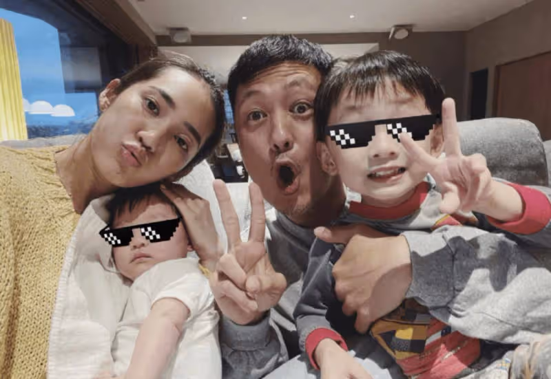 港星余文樂近況曝光!面部腫脹像被打,大小眼嚴重男神形象不再