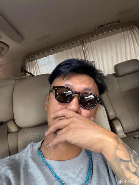 港星余文樂近況曝光!面部腫脹像被打,大小眼嚴重男神形象不再