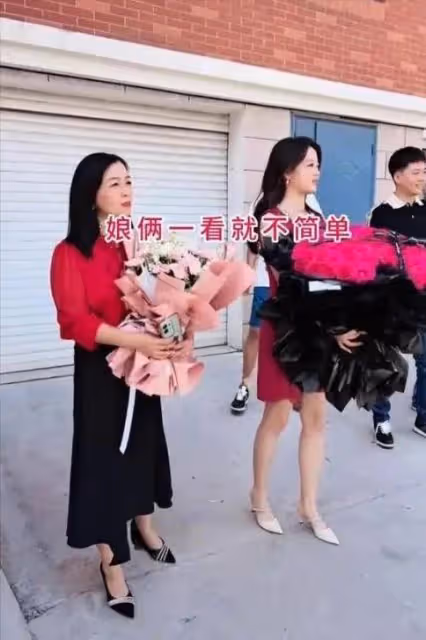 江蘇小伙子給31歲未婚妻55w訂婚禮,網友:沒有對比就沒有傷害