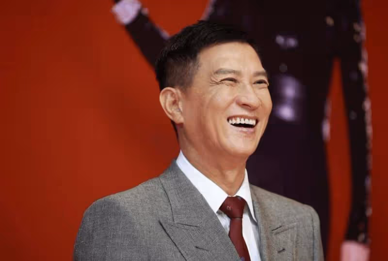 金像影帝相隔20年重返電視圈!與TVB視後胡杏兒拍刑偵劇!