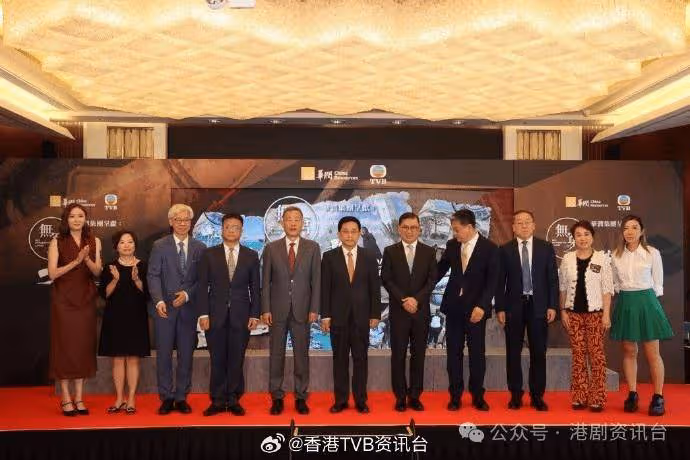 陳貝兒難忘中東50度穿穆斯林黑袍!12字回應被批港姐「全女班司儀」好嘈