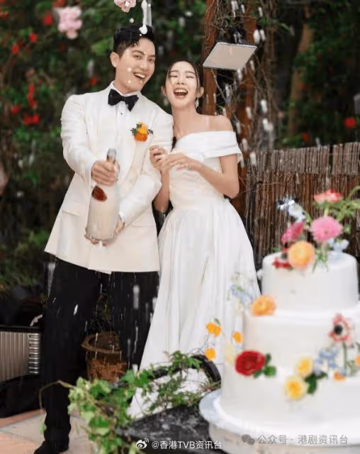 盛勁夫婦往英國出席婚禮!網民紛紛指麥明詩似有喜