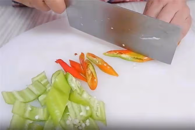 白菜家常做法,素炒白菜片,香辣好吃下飯,簡單易學,先收藏起來