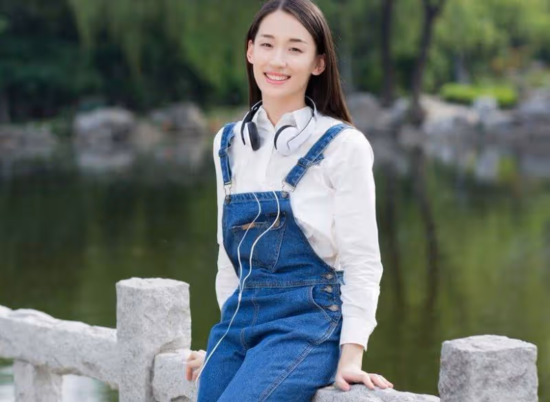 女人想你了,由於害羞不好意思主動找你,但她會給你這些暗示