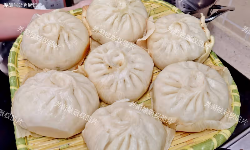立秋後,芹菜、菠菜靠邊站,用它包包子,營養極高,好吃不上火!