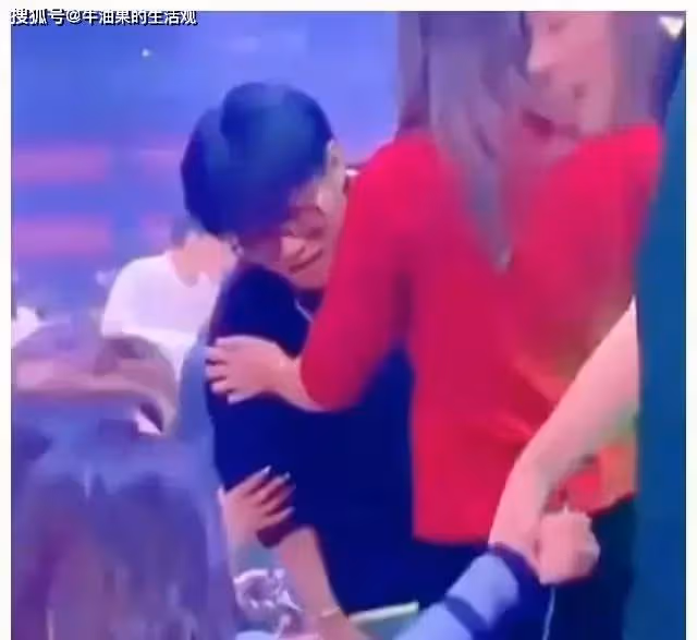 小楊哥老婆把沫沫送進去了,楊爸楊媽陪同引產,更多細節曝光