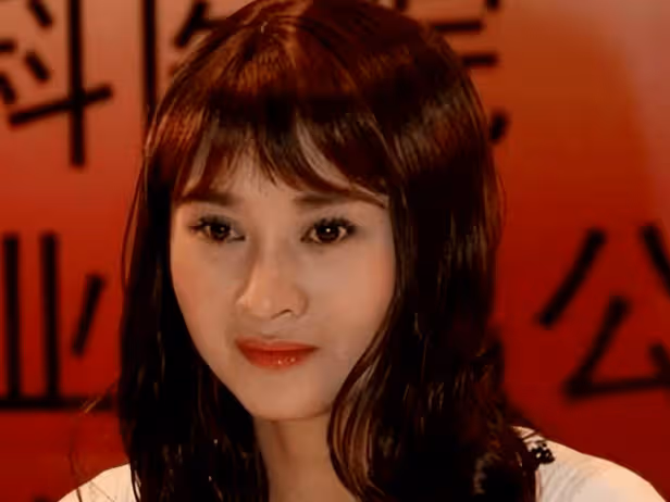 她是娛樂圈「最美渣女」,一年合作30位男導演,47歲無戲可拍
