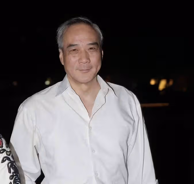 一路走好!香港知名男星徐少強和妻子一起辦喪禮,帛金交兒子處理