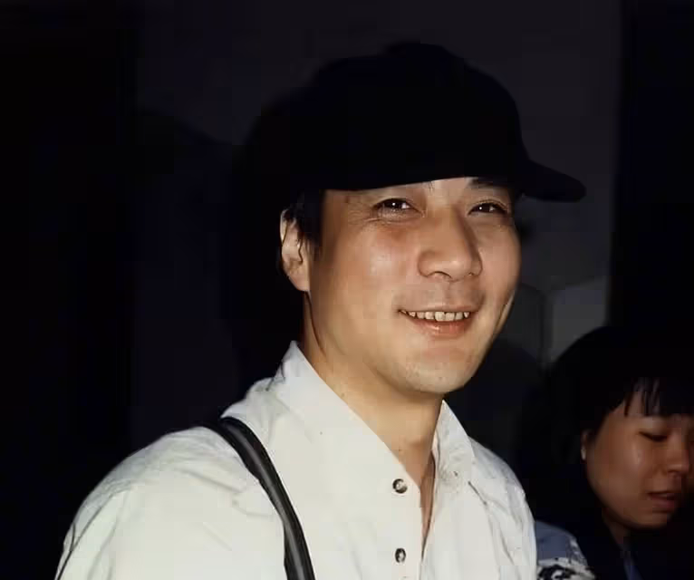 一路走好!香港知名男星徐少強和妻子一起辦喪禮,帛金交兒子處理