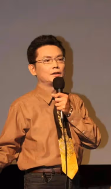 周星馳御用配音石班瑜去世,享年66歲,他的朋友圈:拜拜我走先!哈哈哈哈……