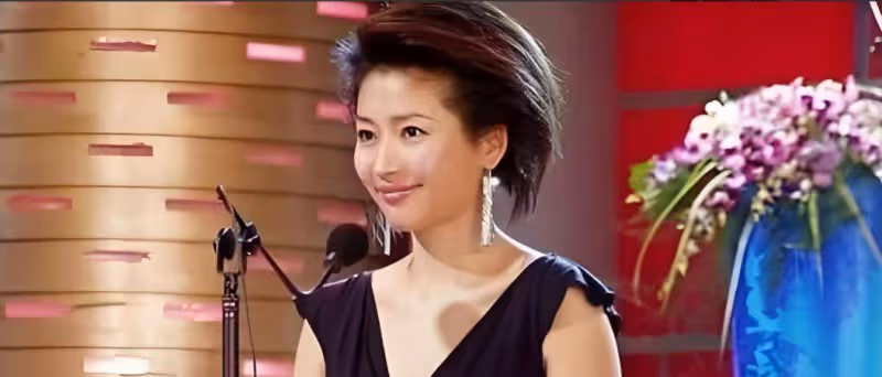 王小丫:餘生好好走,著名央視主持人,病床上20字留言催人淚下