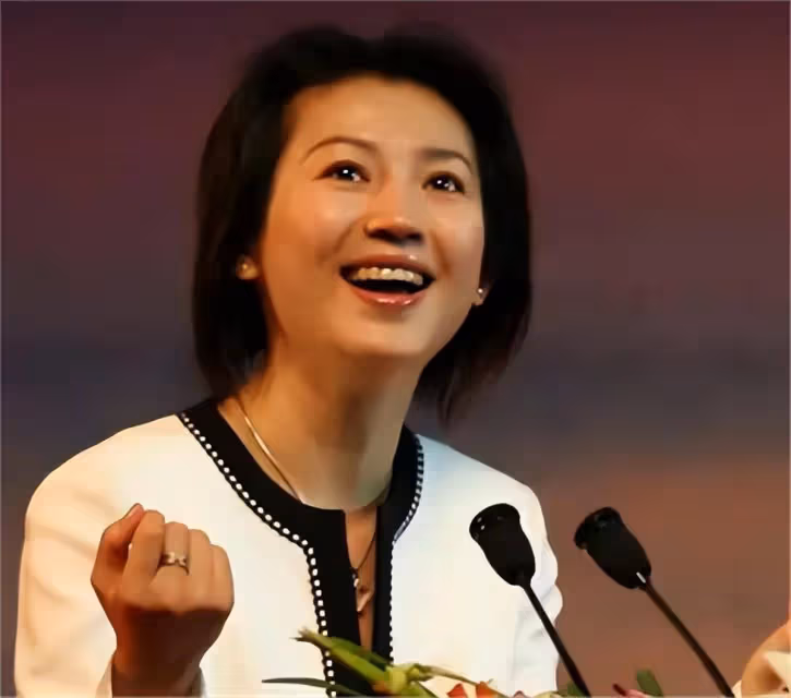 王小丫:餘生好好走,著名央視主持人,病床上20字留言催人淚下