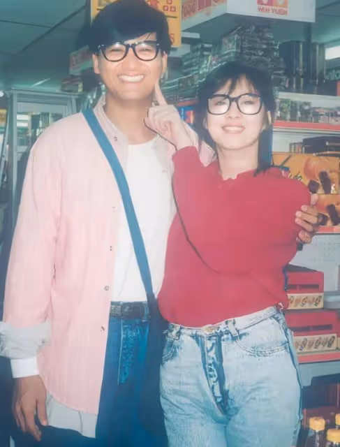 57歲王祖賢回台灣過中秋,顏值下跌嚴重,體態仍舊很優雅