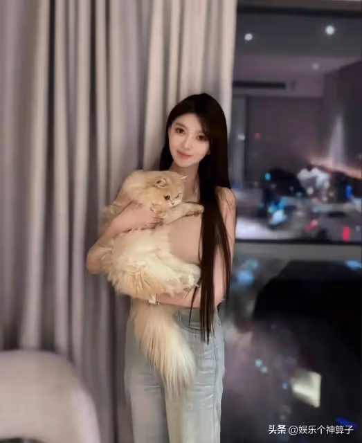 大瓜!曝黃曉明求婚成功,葉柯曬出大鑽戒,兩人一起回家過中秋