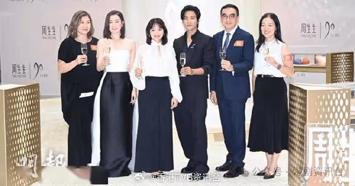 佘詩曼贊吳謹言洪堯合襯 盼覓靈魂伴侶:我注重溝通