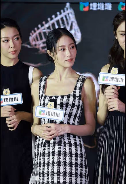 港姐三甲現身廣州獲追捧!冠軍大曬完美胸型!網友直呼本人超好看