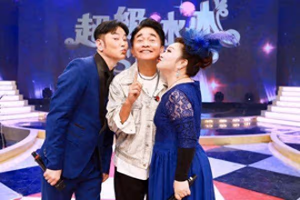 吳宗憲遭陽帆強吻 嚇到大喊:「男生可以不要嗎?」