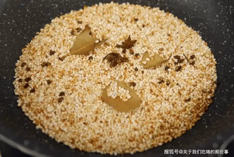粉蒸肉別直接蒸,牢記「3個竅門」,出鍋鮮香軟爛,不發乾不夾生