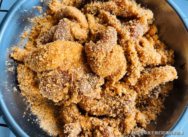 粉蒸肉別直接蒸,牢記「3個竅門」,出鍋鮮香軟爛,不發乾不夾生