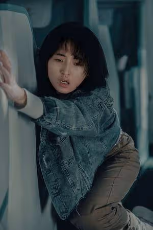 劉德華「單挑劫匪團」機上近身搏鬥! 《危機航線》抗暴徒救妻女