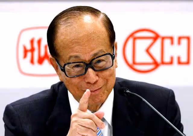 李嘉誠，開闢新賽道
