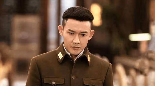 挑不起大梁硬要挑,拿真演員說質量,《暗夜與黎明》要跳著看