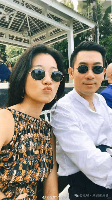 鄭丹瑞大女待嫁瘋狂放閃曬恩愛!鄭瑤舉動親密不及巨型婚戒吸睛