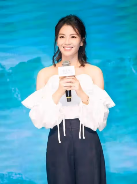 2024年中秋晚會劉濤變化太大,整個人比以前美多了,越老越美